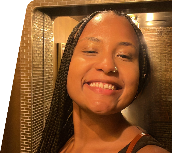 Leah Cabrera Headshot