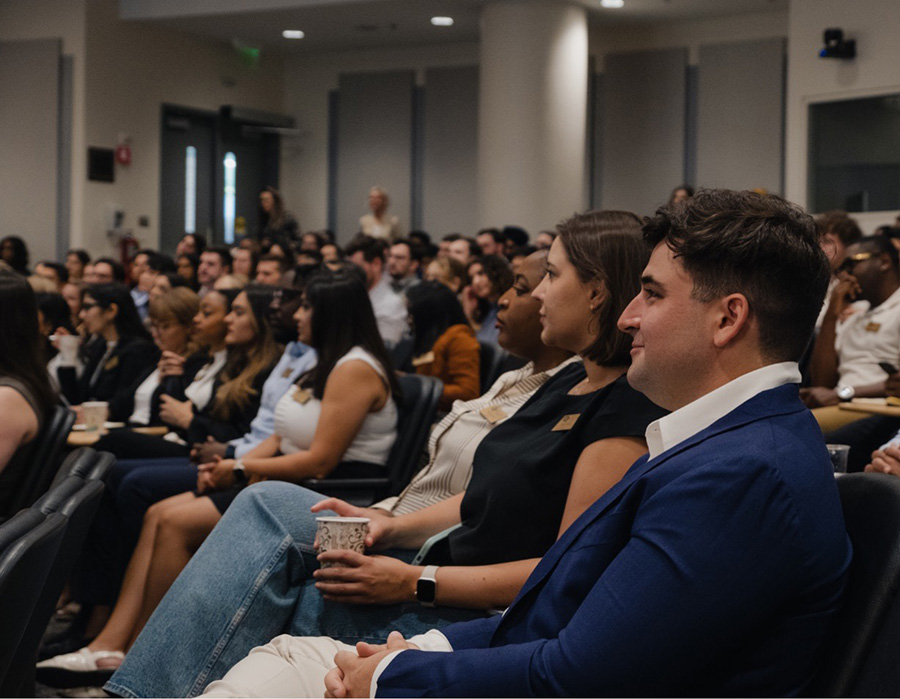 Scheller M.S. and MBA students gather to listen to a special Tech Talks Business session