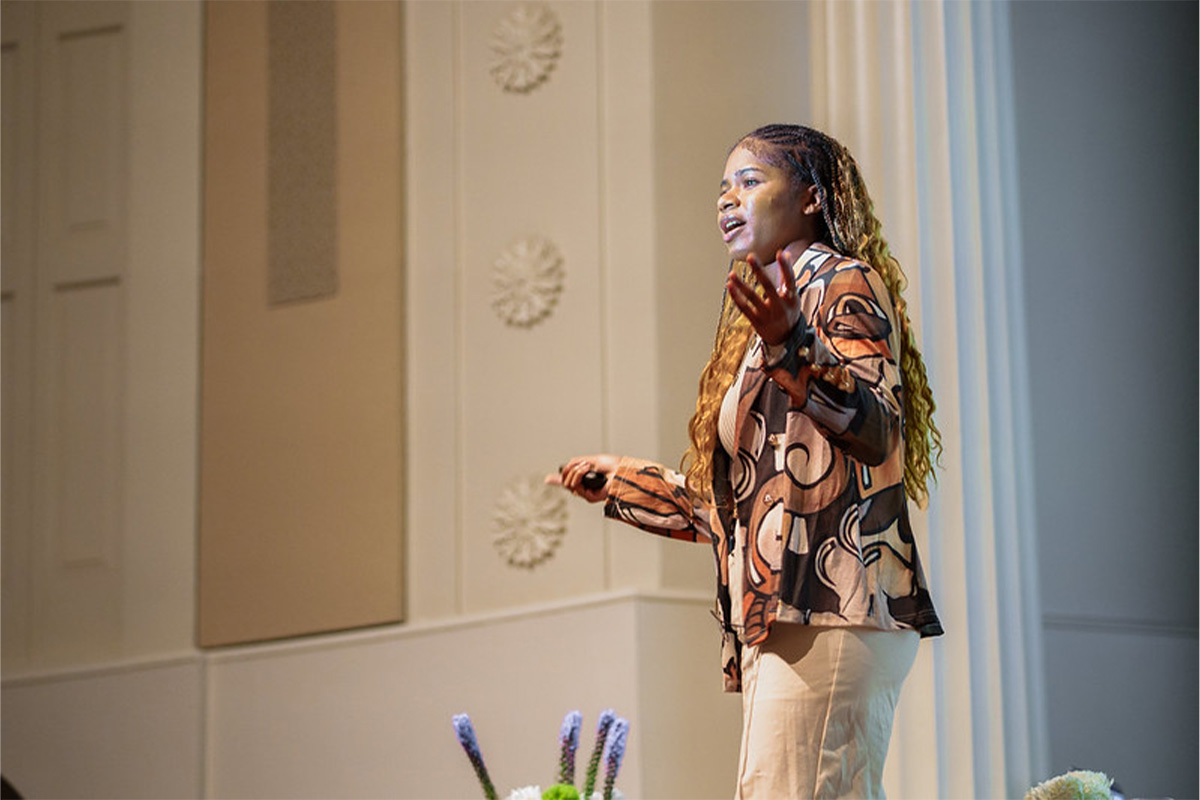 Naomi Davis, BSBA '23, and Google strategist, speaks at the Women in Technology event